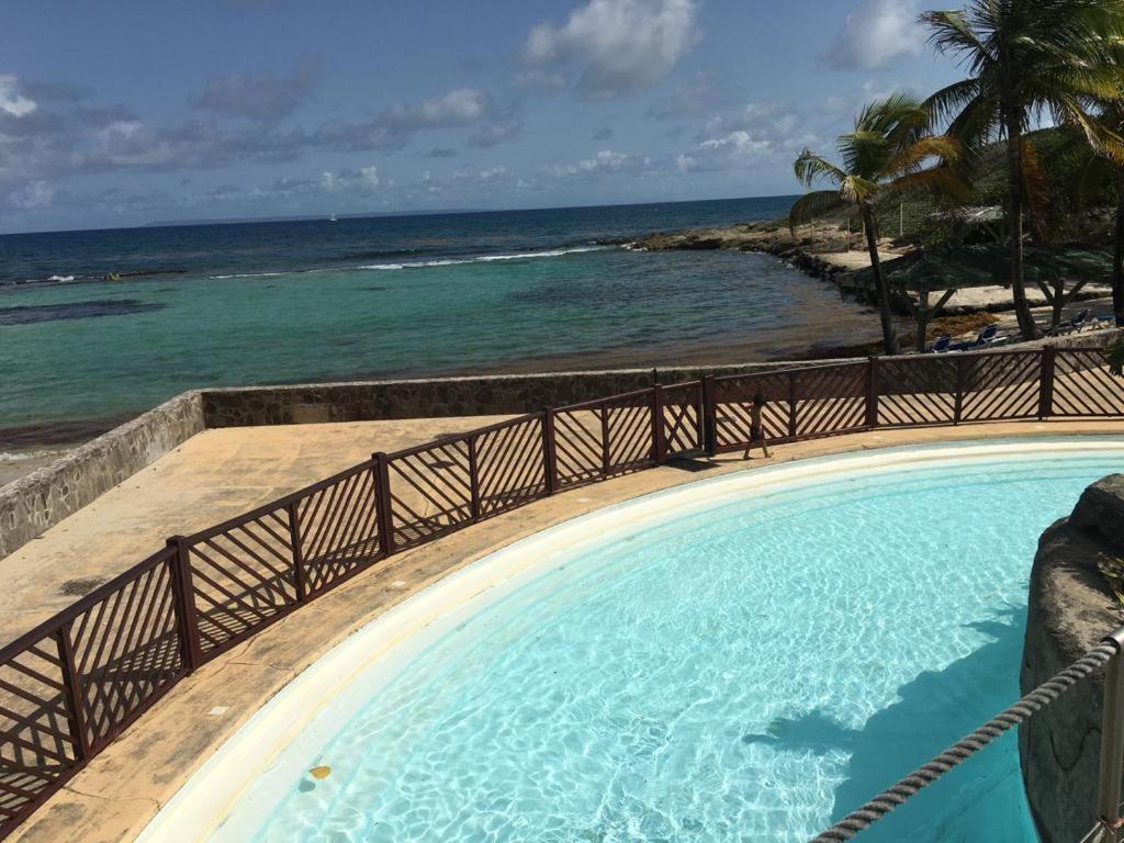 Studio Vue Mer Piscine Plage Kaz Punch Manganao Chez Julie Saint-Francois  Exterior foto